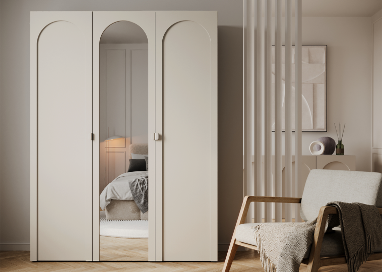 Schränke und Garderoben