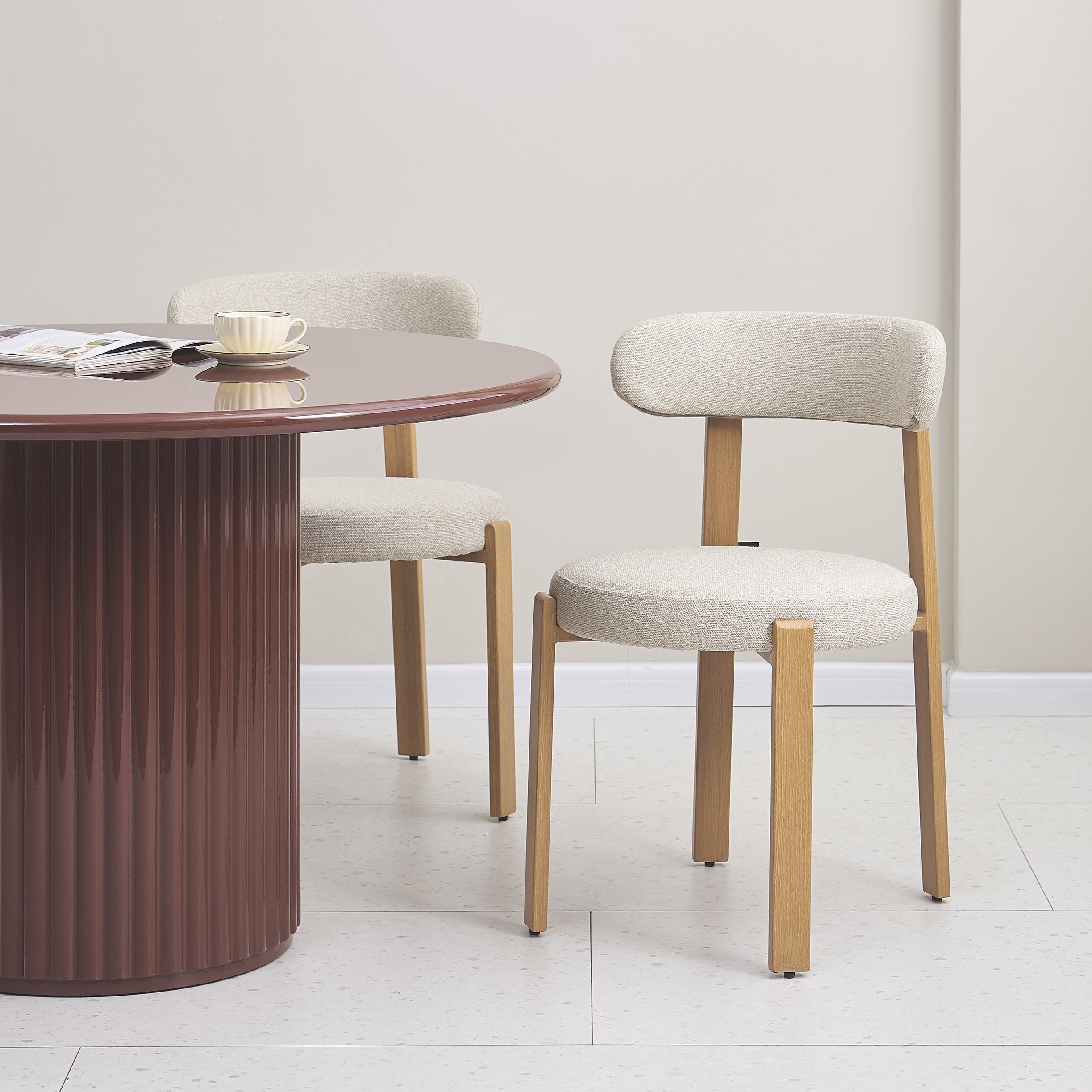 Bezogenes Esszimmerstuhl Afinatte in beige Bouclé
