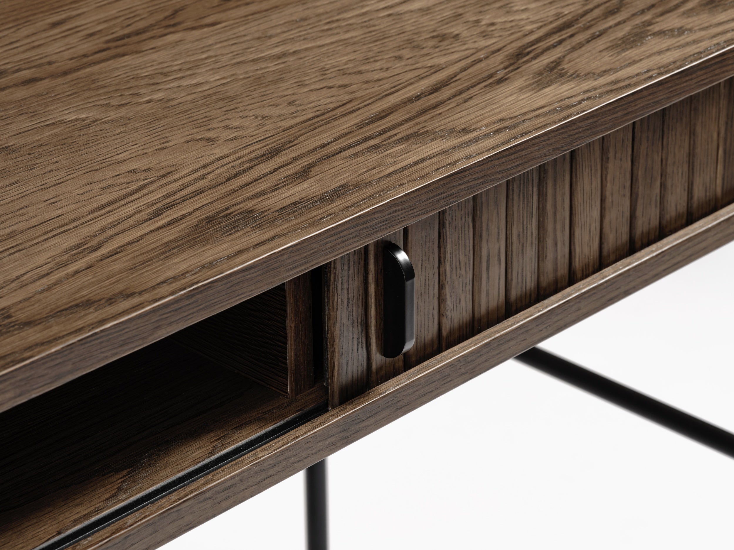 Schreibtisch Gativel 120x60 cm Lamellen in gebranntem Eichenholz