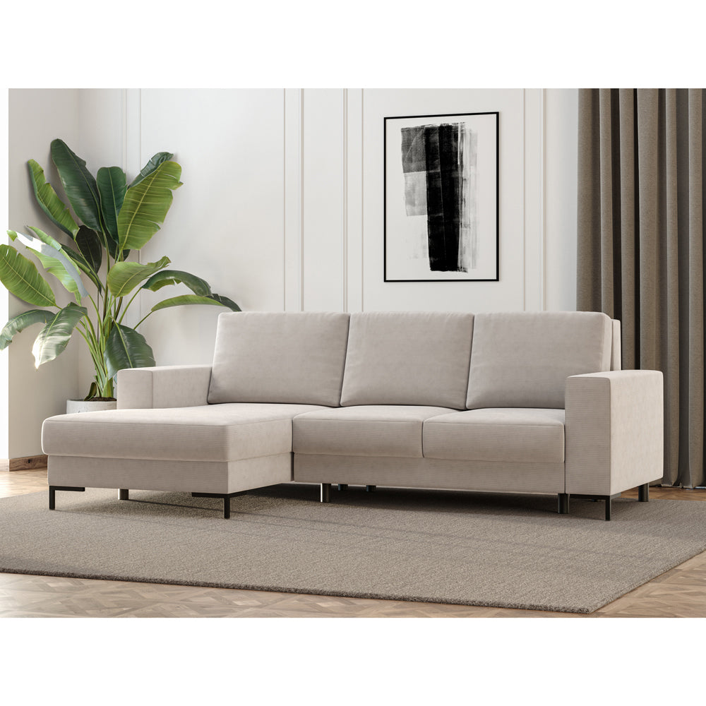 Ecksofa mit Schlaffunktion Mokpeo, L-förmig, mit zwei Stauraumfächern, auf schwarzen Füßen, beige Cordstoff, linksseitig