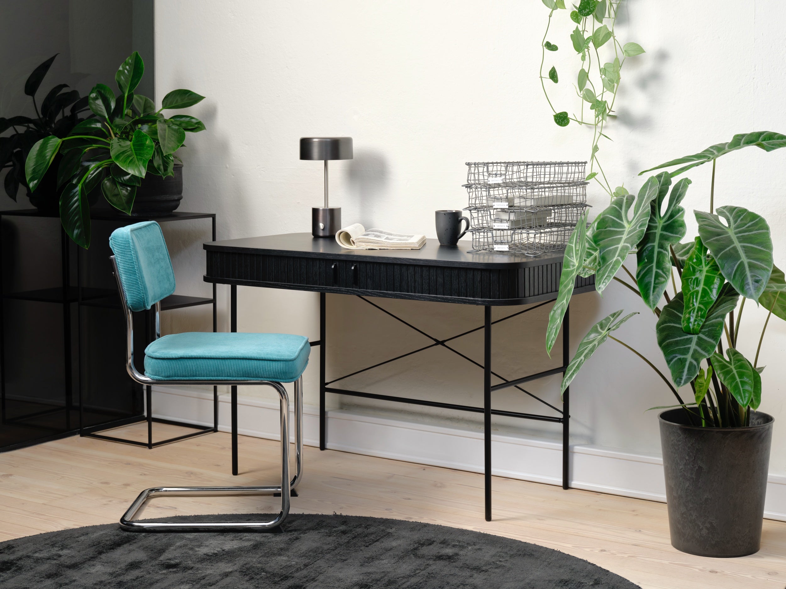 Schreibtisch Gativel 120x60 cm Lamellen Eiche Schwarz