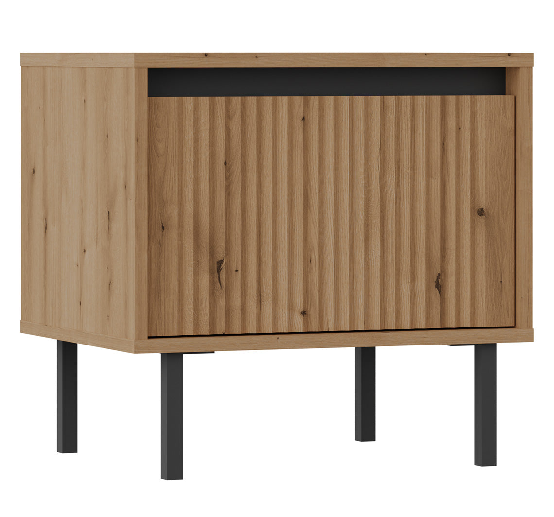 Nachttisch Osaka mit Schublade und geriffelter Front, 52 cm, Eiche Evoke auf schwarzen Beinen