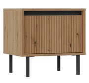Nachttisch Osaka mit Schublade und geriffelter Front, 52 cm, Eiche Evoke auf schwarzen Beinen