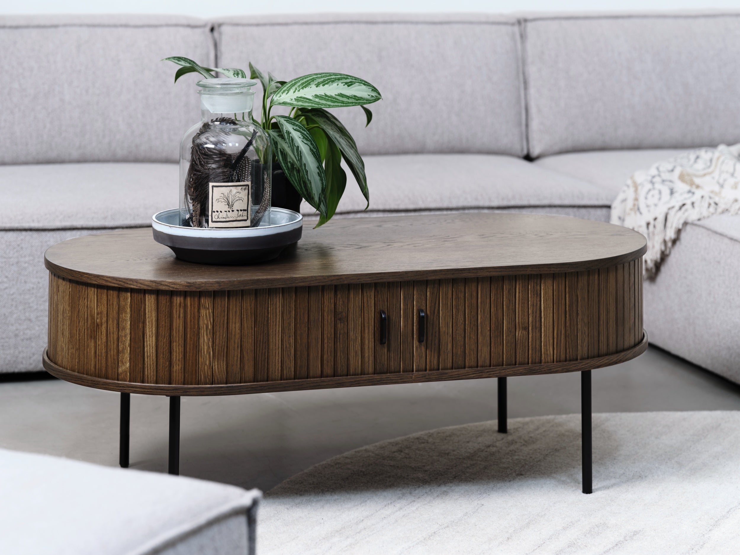Holz-Couchtisch Gativel 120x60 cm, Lamellen in gebranntem Eichenholz