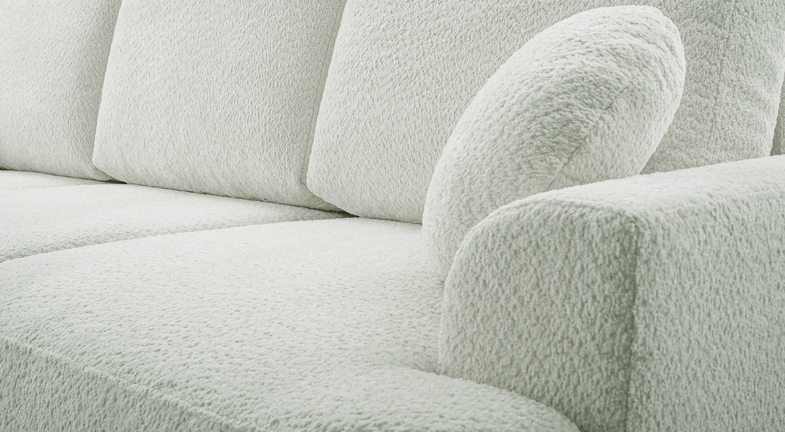 Dreisitziges ausklappbares Sofa Barletto mit Stauraum, cremefarbenes Bouclé