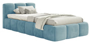 Gepolstertes Bett 90x200 cm Cloudy Low mit Stauraum, Metallrahmen, hellblauer Velours, wasserabweisend und pflegeleicht
