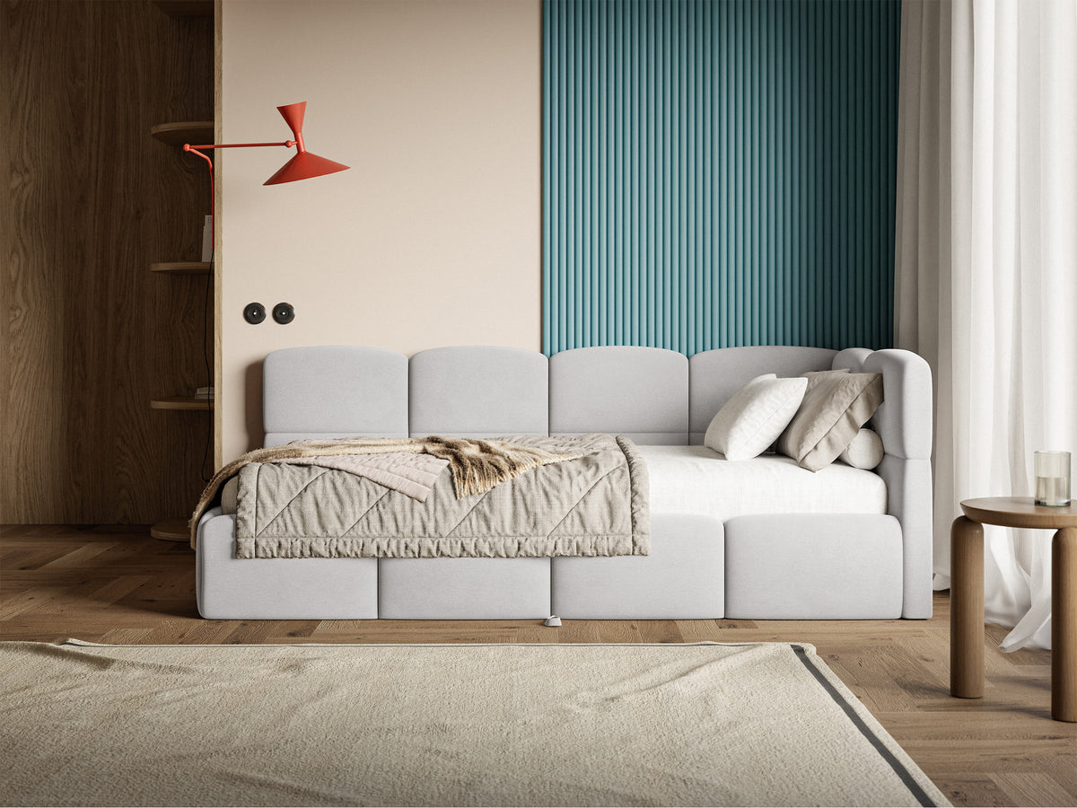 Jugendbett 90x200 cm Cloudy, rechtsseitig ausziehbar, mit Matratzen, hellgrauer Velours, wasserabweisend und pflegeleicht