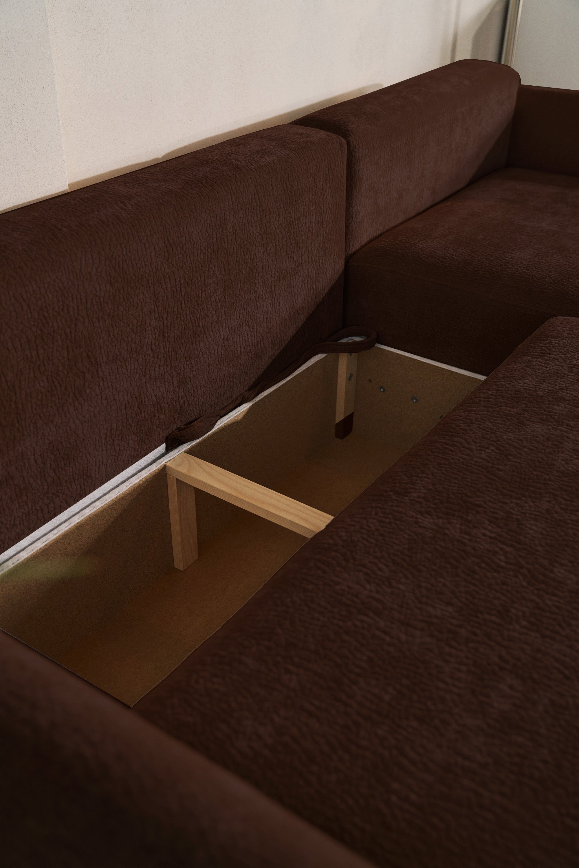 Ecksofa mit Schlaffunktion Cushi, L-förmig, rechtsseitig, mit Stauraum, brauner Chenille-Bezug