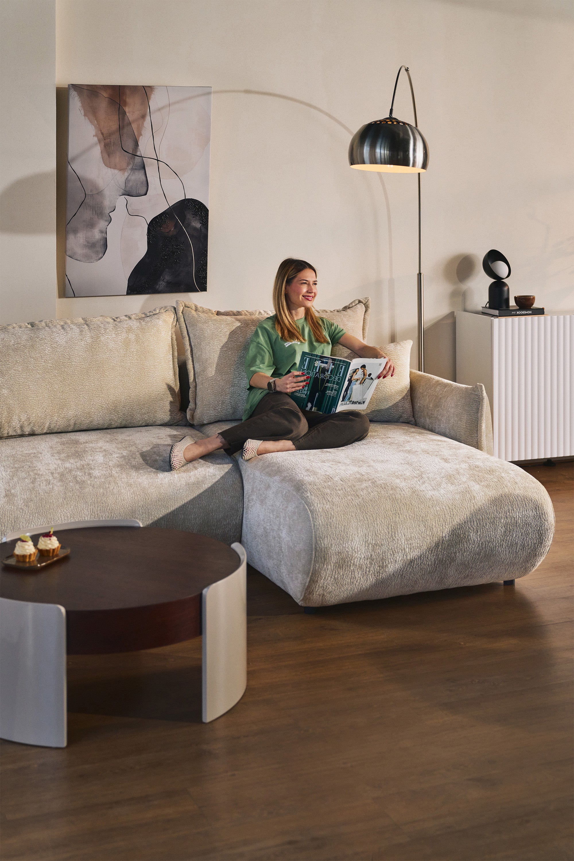 Ecksofa mit Schlaffunktion Cushi, L-förmig, rechtsseitig, mit Stauraum, beige Chenille