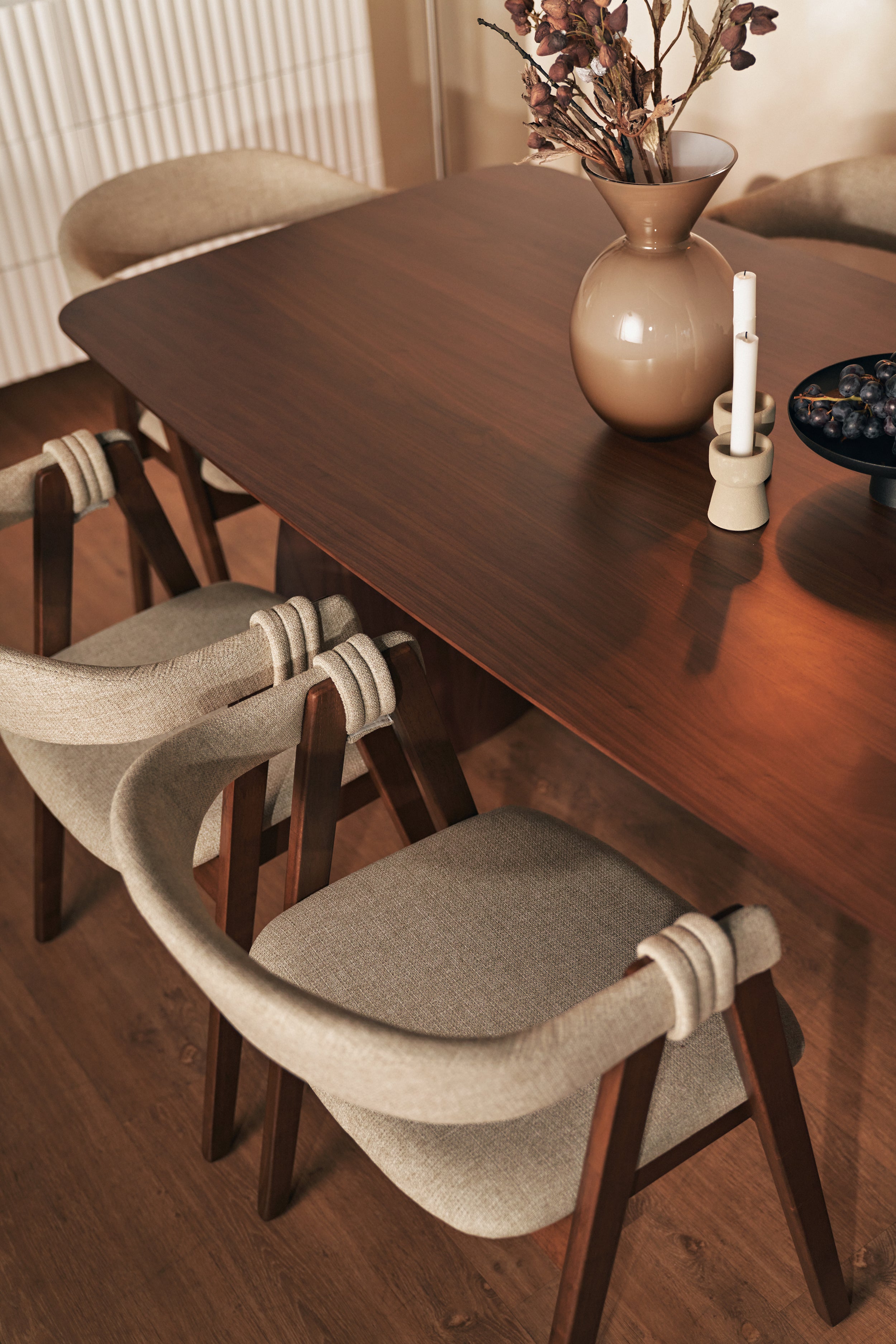 Holzstuhl für das Esszimmer Inneles Nussbaum/Beige