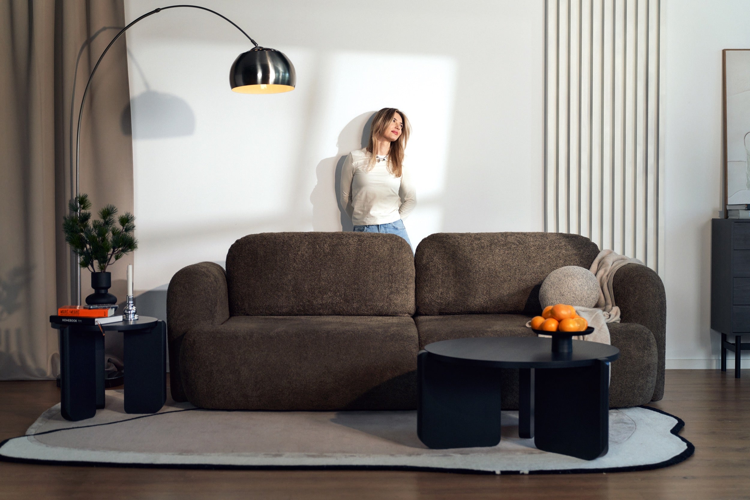 Runder Couchtisch Preffines S Durchmesser 50 cm Esche schwarz