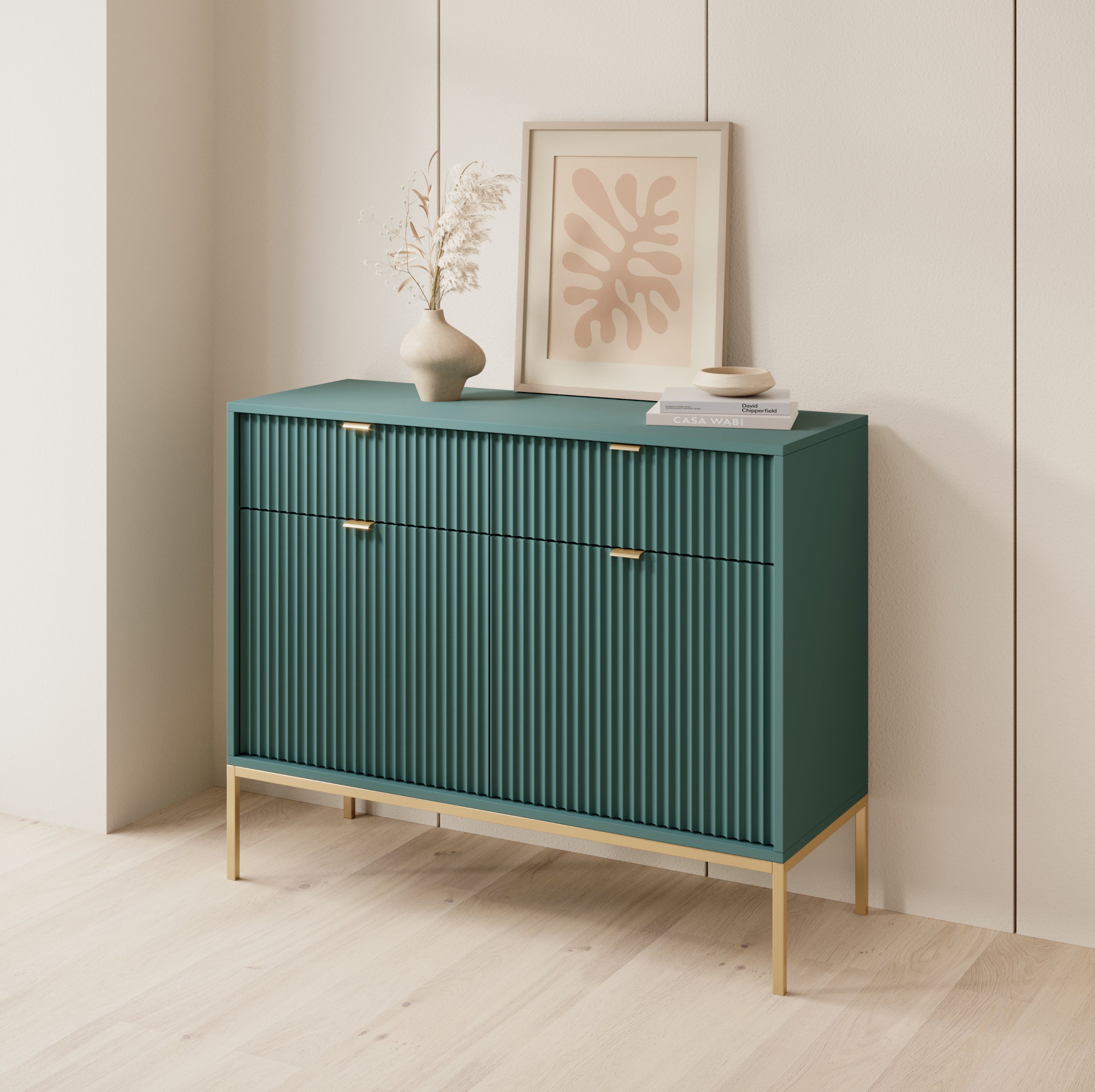 Zweiturige Kommode Vellore 104 cm grün mit gerillten Fronten, goldenen Griffen und Gestell