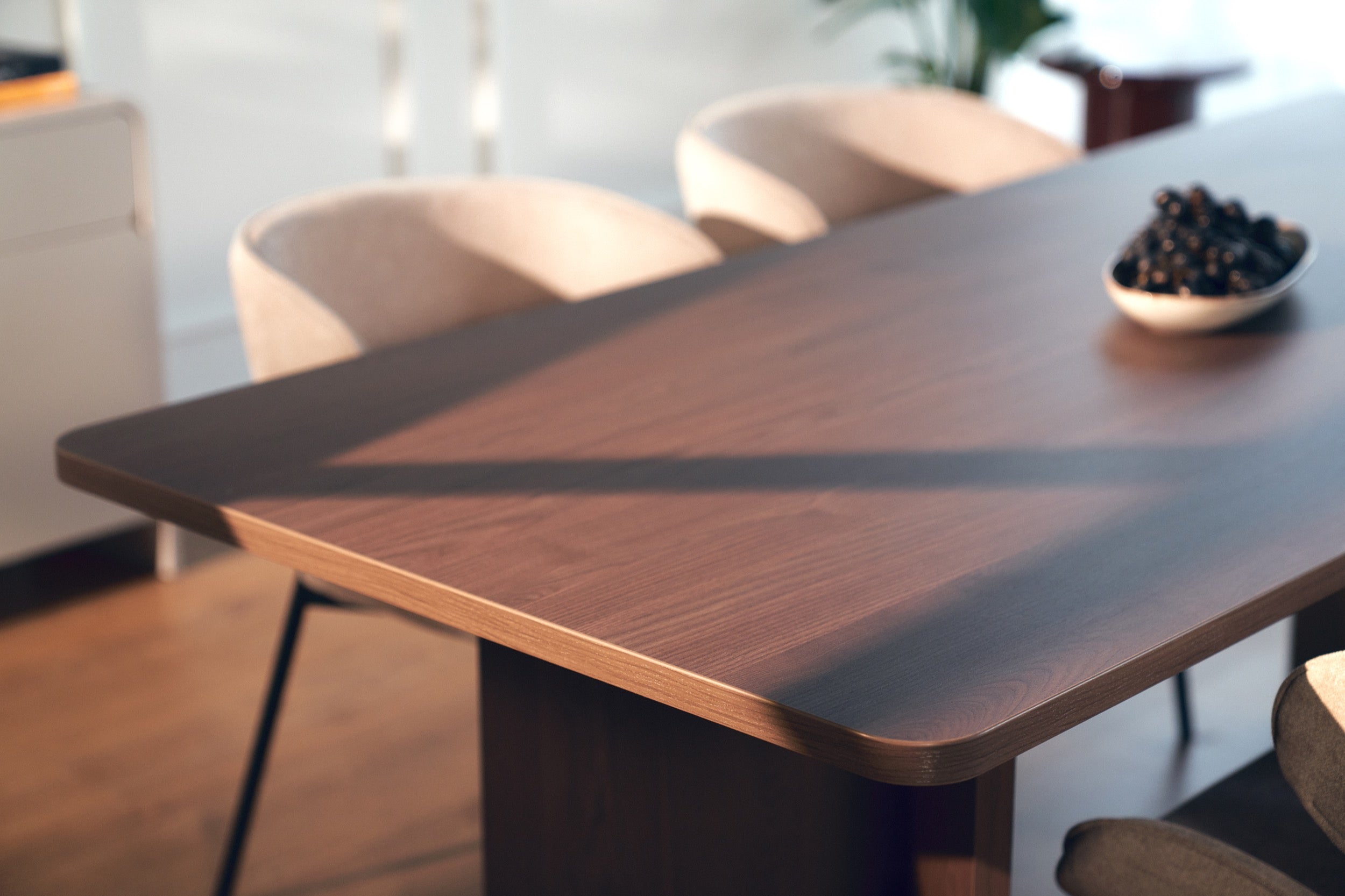 Esstisch Qubeo 204x90 cm Esche Prestige Bronze
