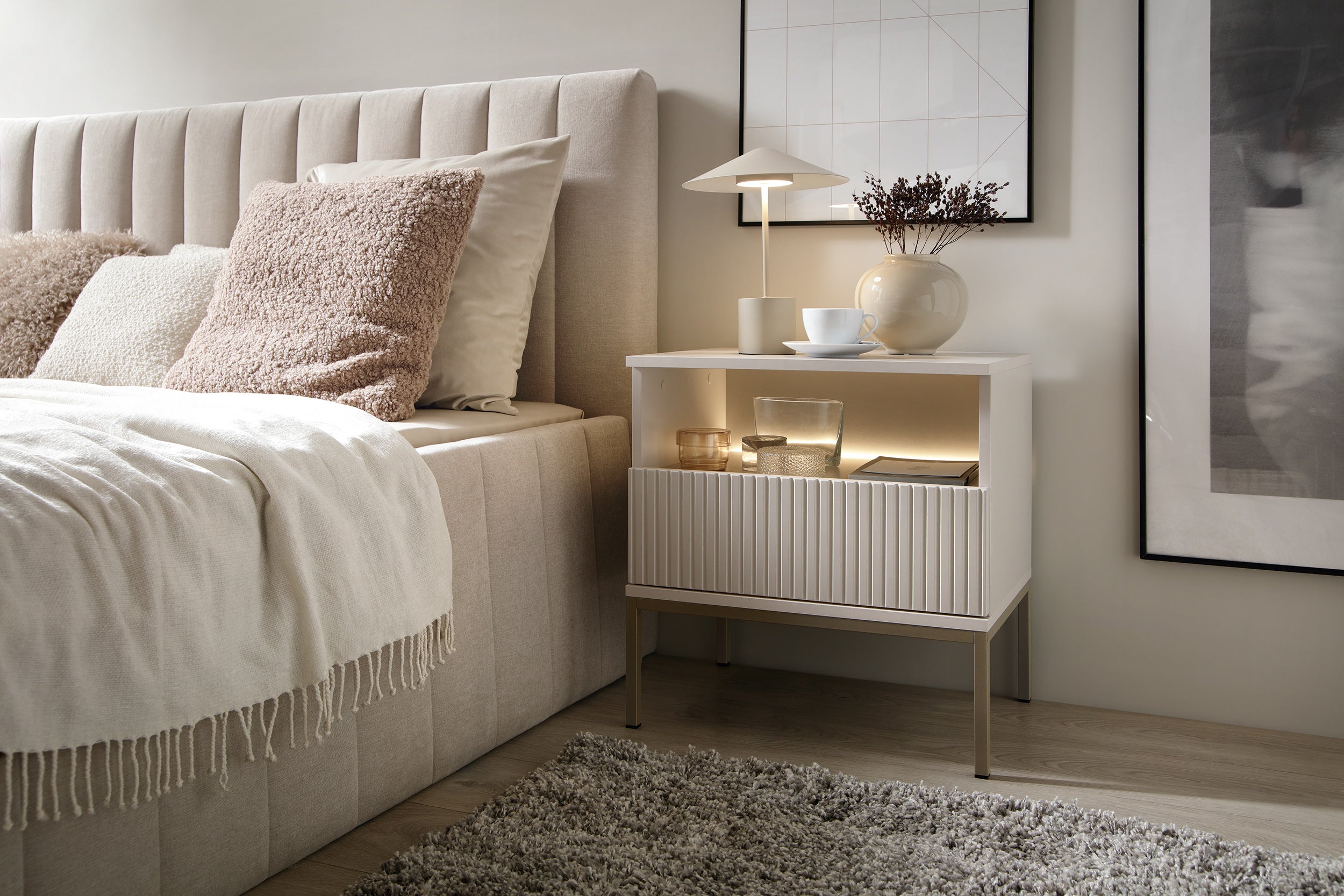 Nachttisch Tosena mit Schublade und LED-Beleuchtung 54 cm Kaschmir