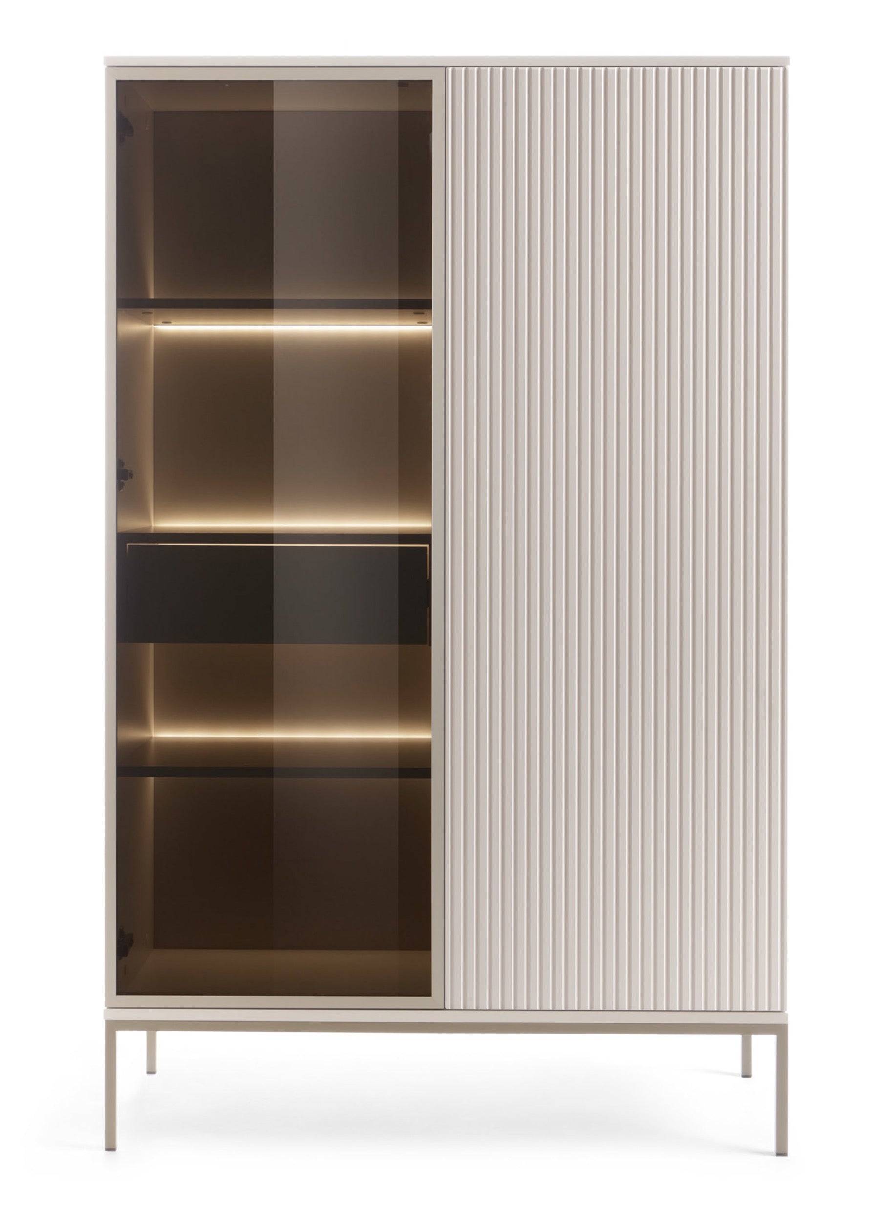 Hohe Vitrine Tosena mit zwei Türen, Schublade und LED-Beleuchtung, 104 cm, Kaschmir