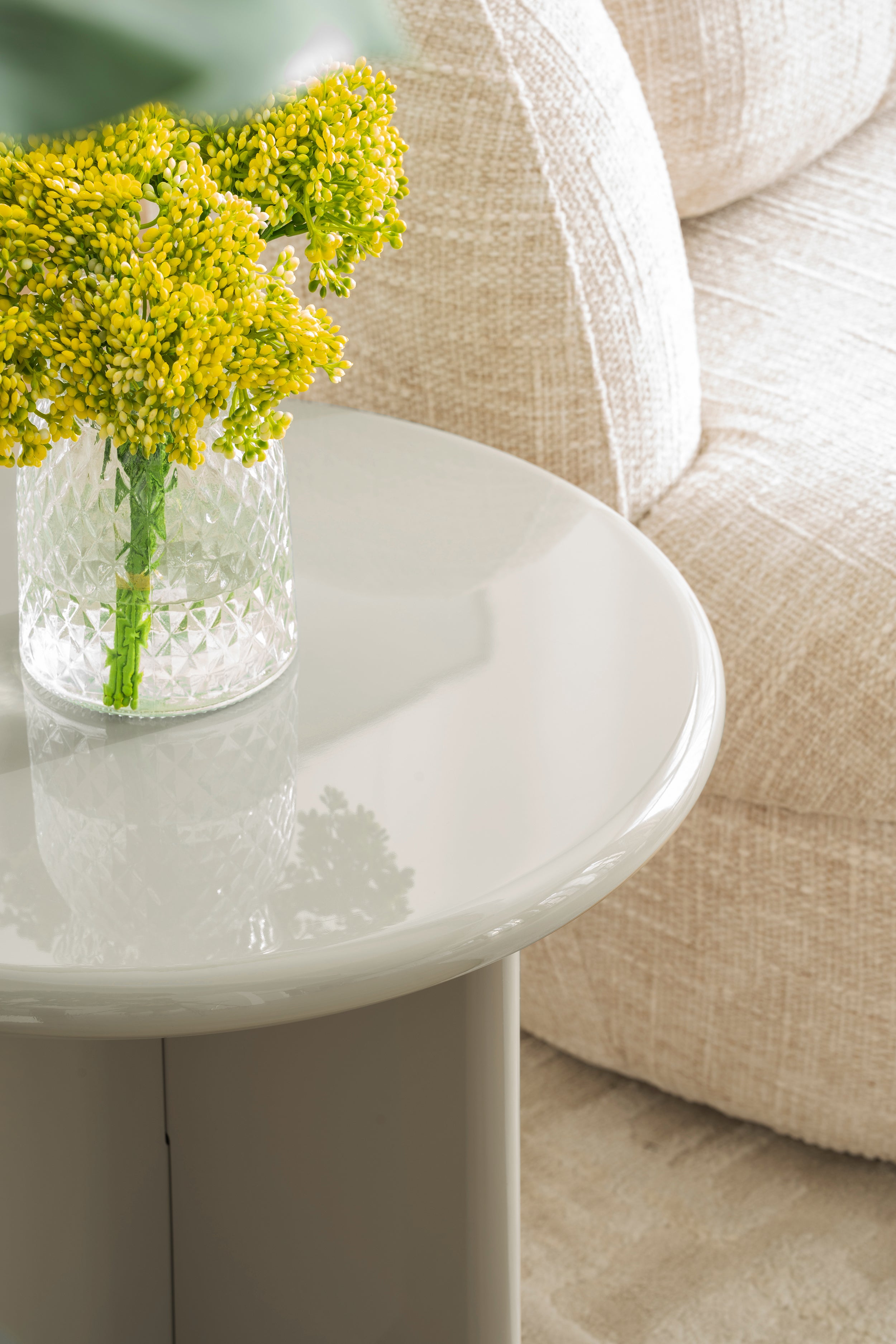 Couchtisch Compey Durchmesser 50 cm Beige Hochglanz