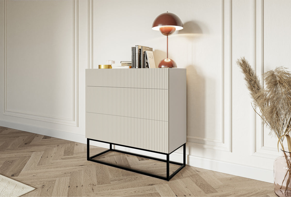 Kommode Veldio mit gefräster Front und drei Schubladen, 90 cm, Grau-Be – Selsey EU