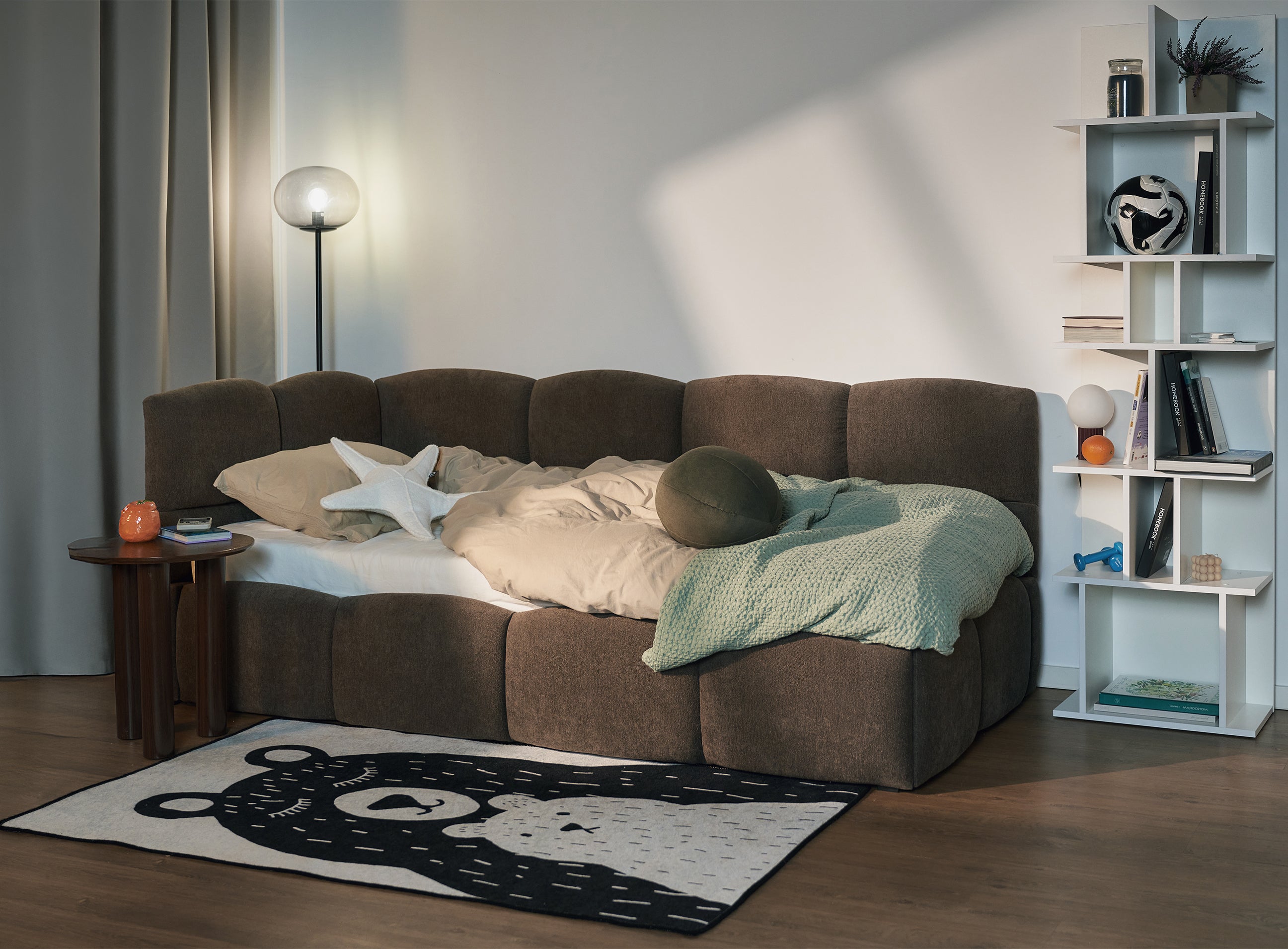 Jugendbett 90x200 cm Cloudy, linke Seite, mit Matratze und Stauraum, braunes Chenille
