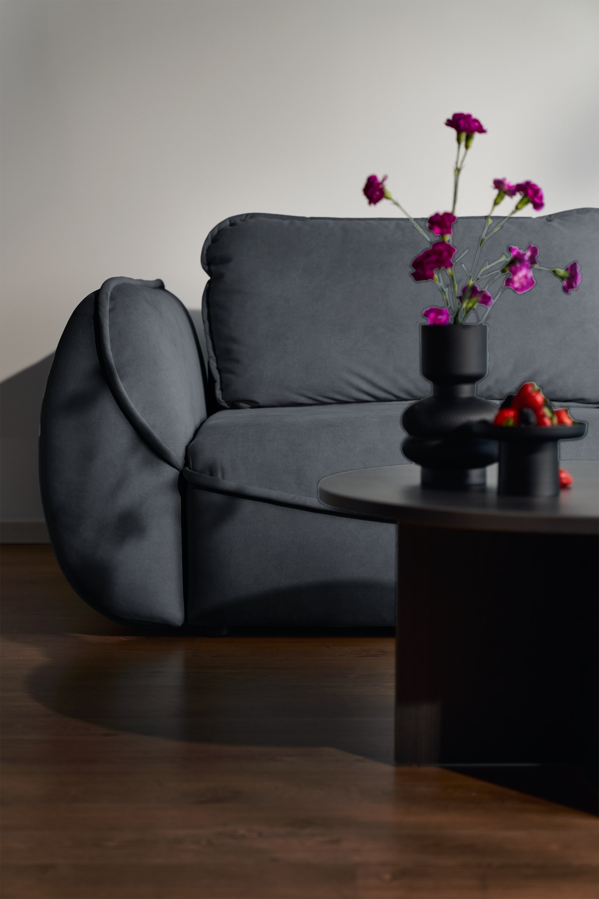 Dreisitziges Schlafsofa Cutie mit Stauraum, Graphit, Velours, pflegeleicht