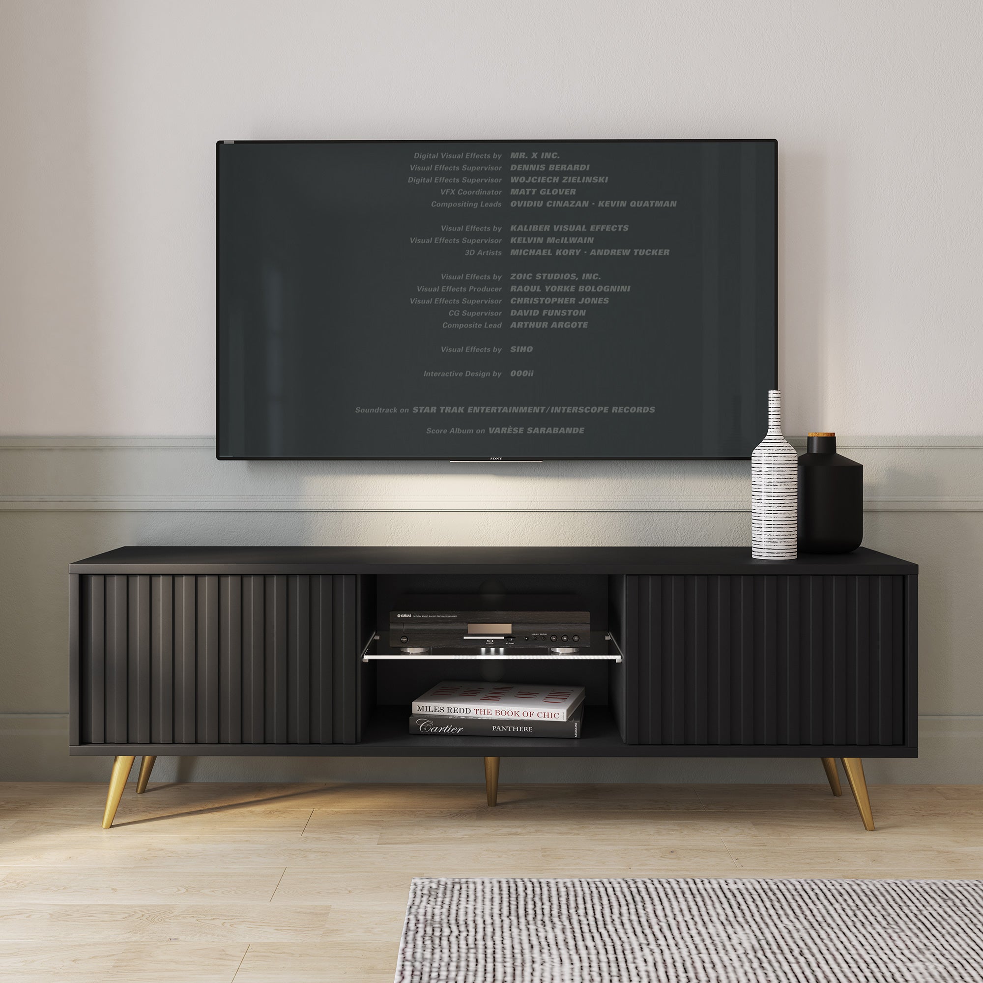 TV-Schrank Bello mit Lamellenfronten, 135 cm, schwarz mit goldenen Beinen
