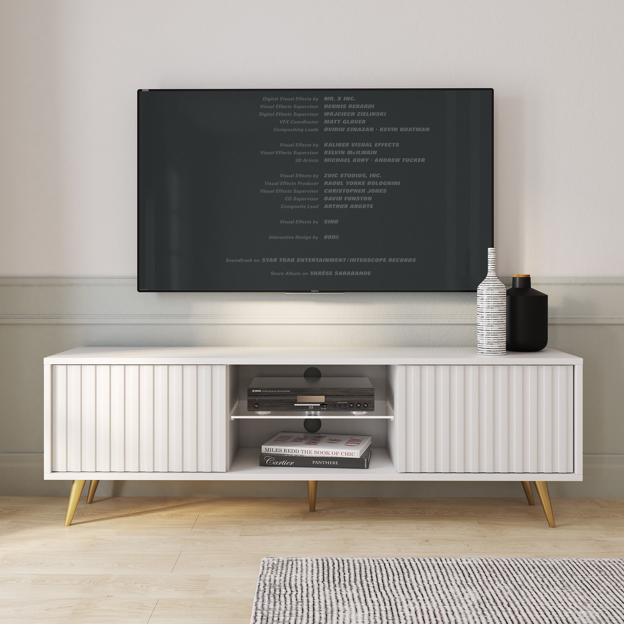 TV-Schrank Bello mit Lamellenfronten, 135 cm, weiß mit goldenen Beinen