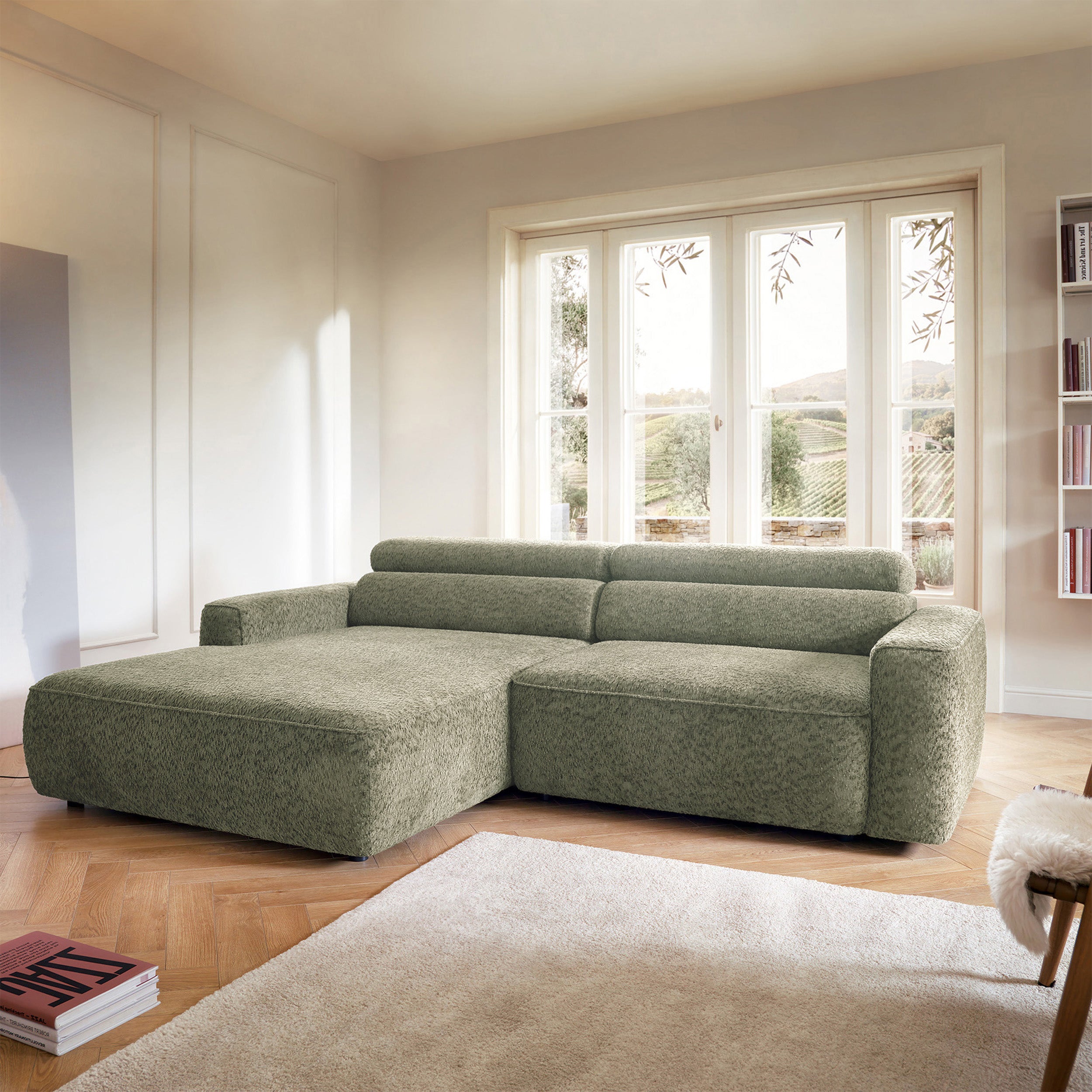 Ecksofa Fando mit elektrisch ausziehbarer Sitzfläche, L-förmig, linksseitig, salbeigrüner Chenillestoff
