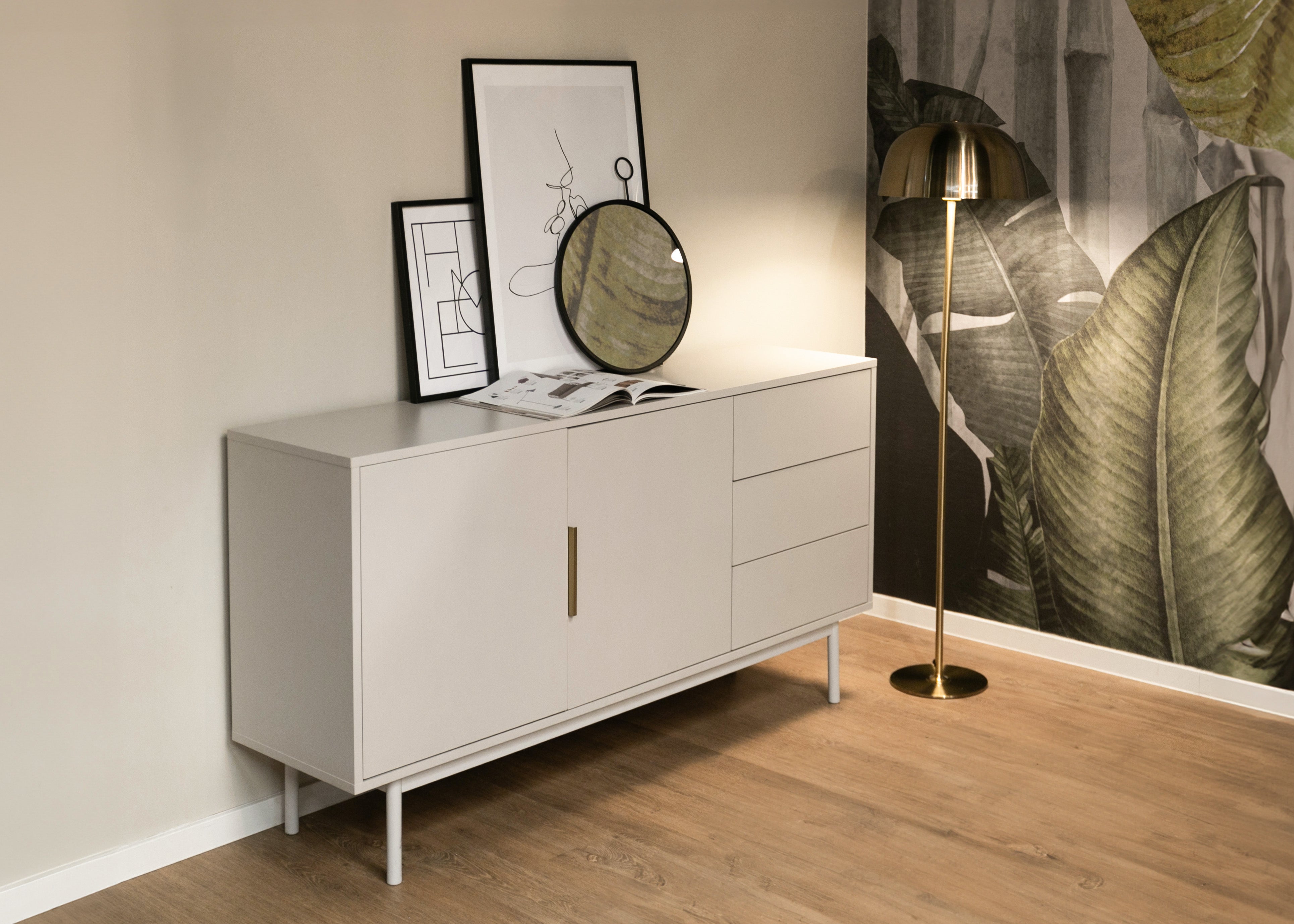 Viviaro Kommode mit zwei Türen und drei Schubladen, 154 cm, Kaschmir