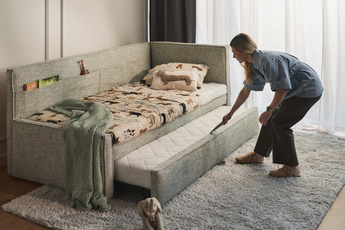 Jugendbett 90x200 cm Nesmi, ausziehbar, rechtsseitig, mit Matratzen in Salbeigrün Flechtoptik