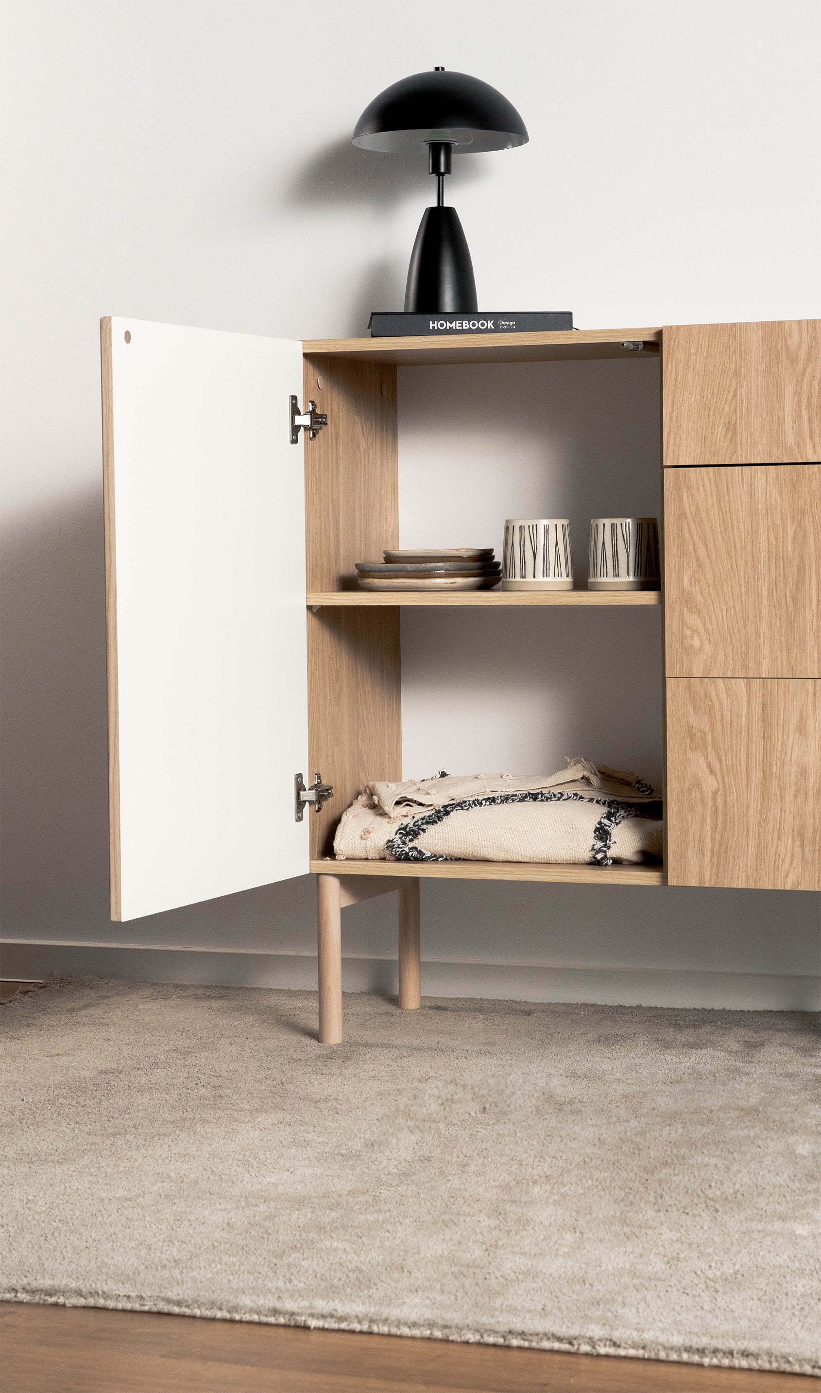 Einzeltür-Kommode Nolie mit drei Schubladen, 140 cm, geölte Eiche