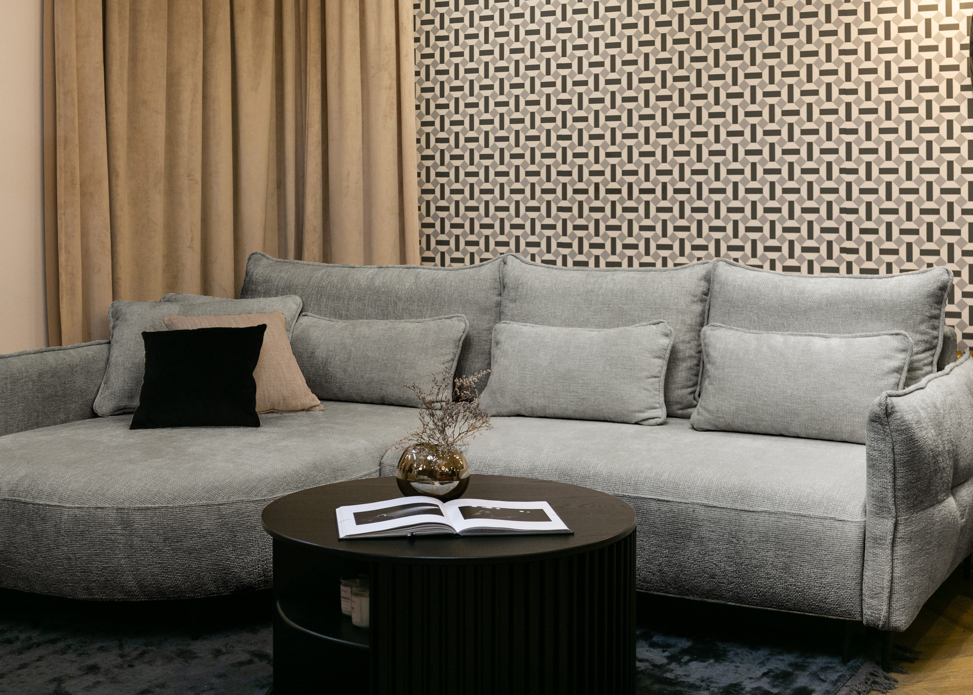 Ecksofa Oblivio mit Schlaf-Funktion, L-förmig, mit Stauraum, hellgrauer Chenille, linksseitig