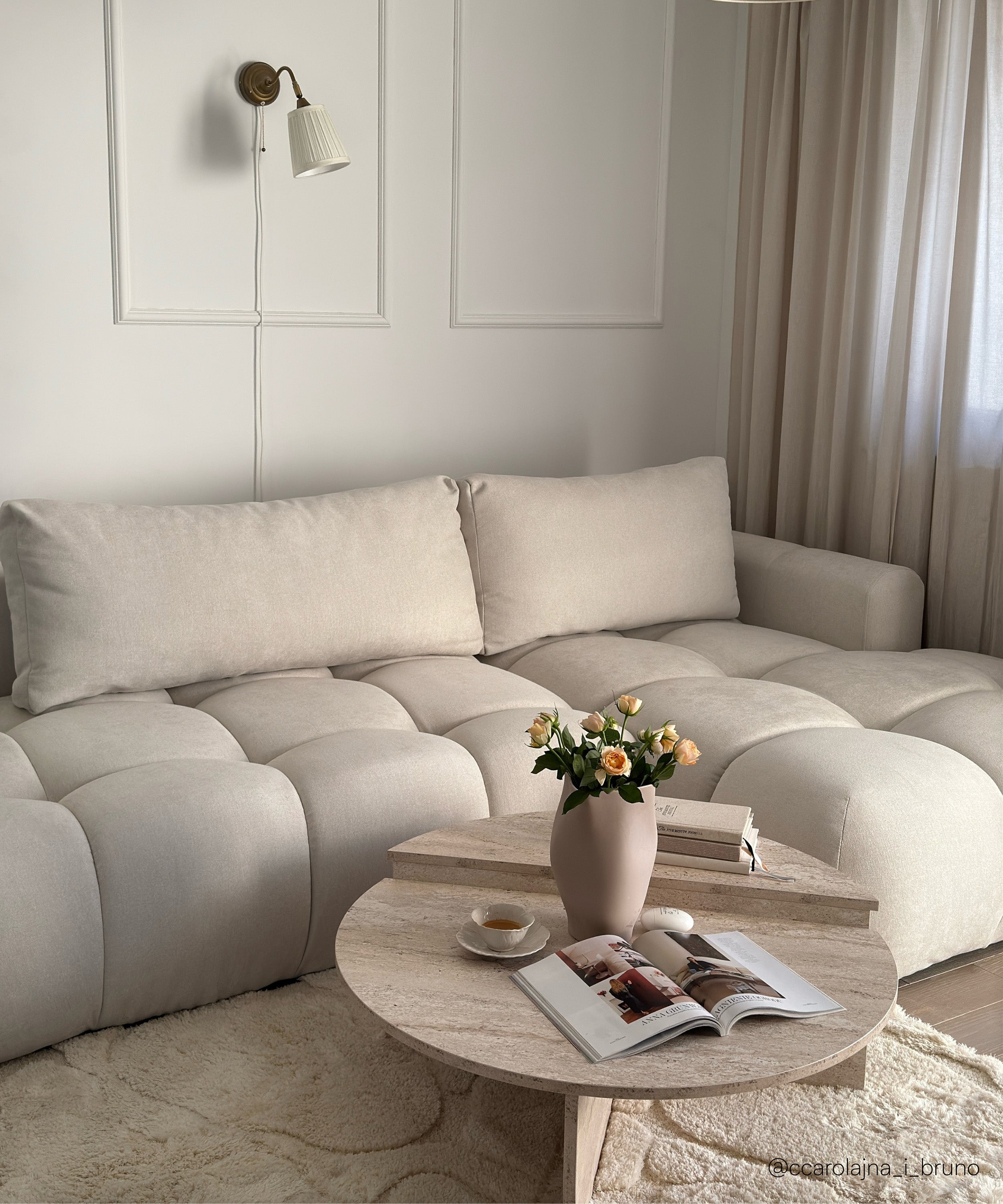 Ecksofa mit Schlaffunktion Ombo, cremefarben, L-förmig, mit Stauraum, in leicht zu reinigendem Flechtstoff, rechtsseitig