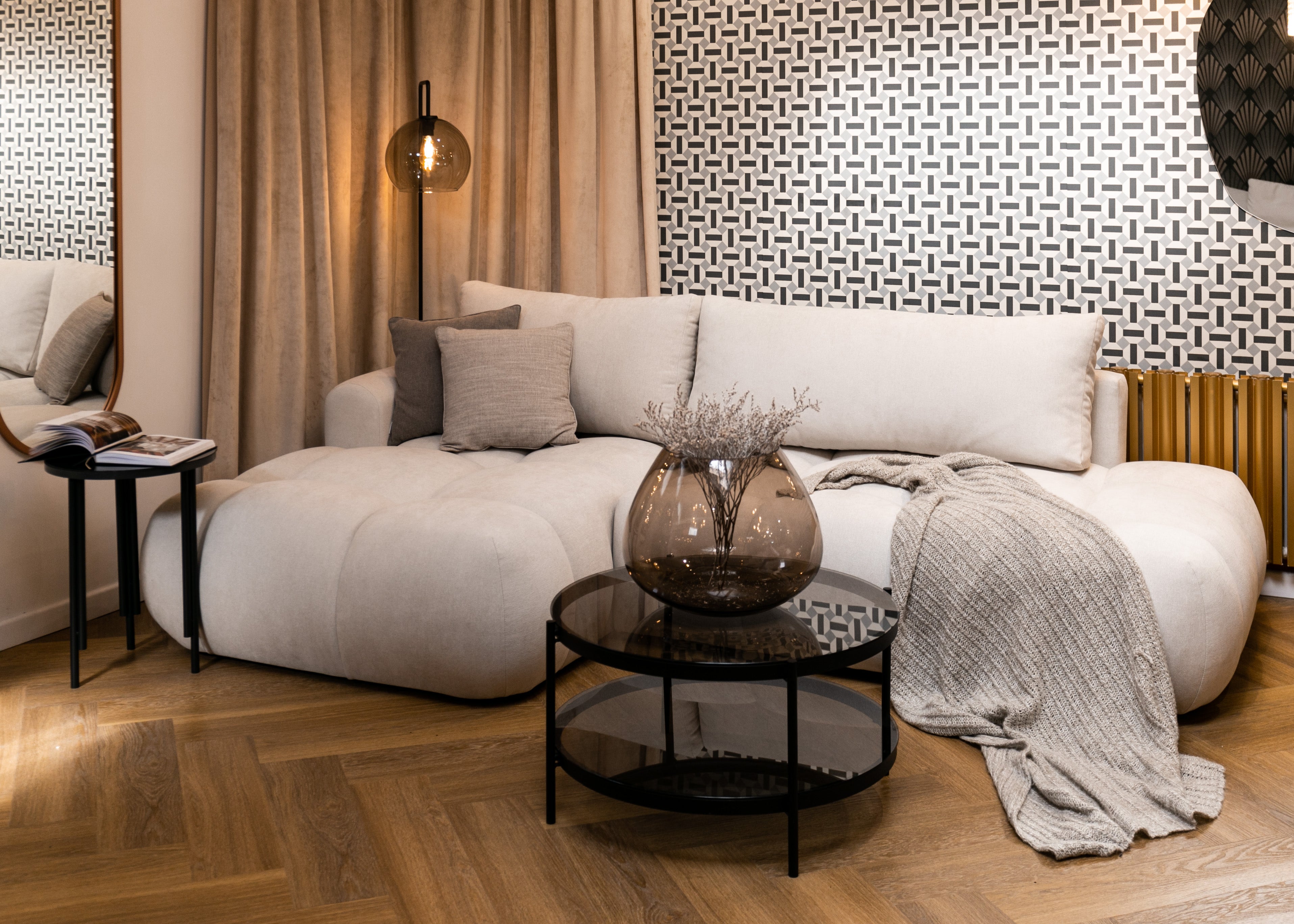 Ecksofa mit Schlaffunktion Ombo, cremefarben, L-förmig, mit Stauraum, aus leicht zu reinigendem Flechtstoff, linksseitig