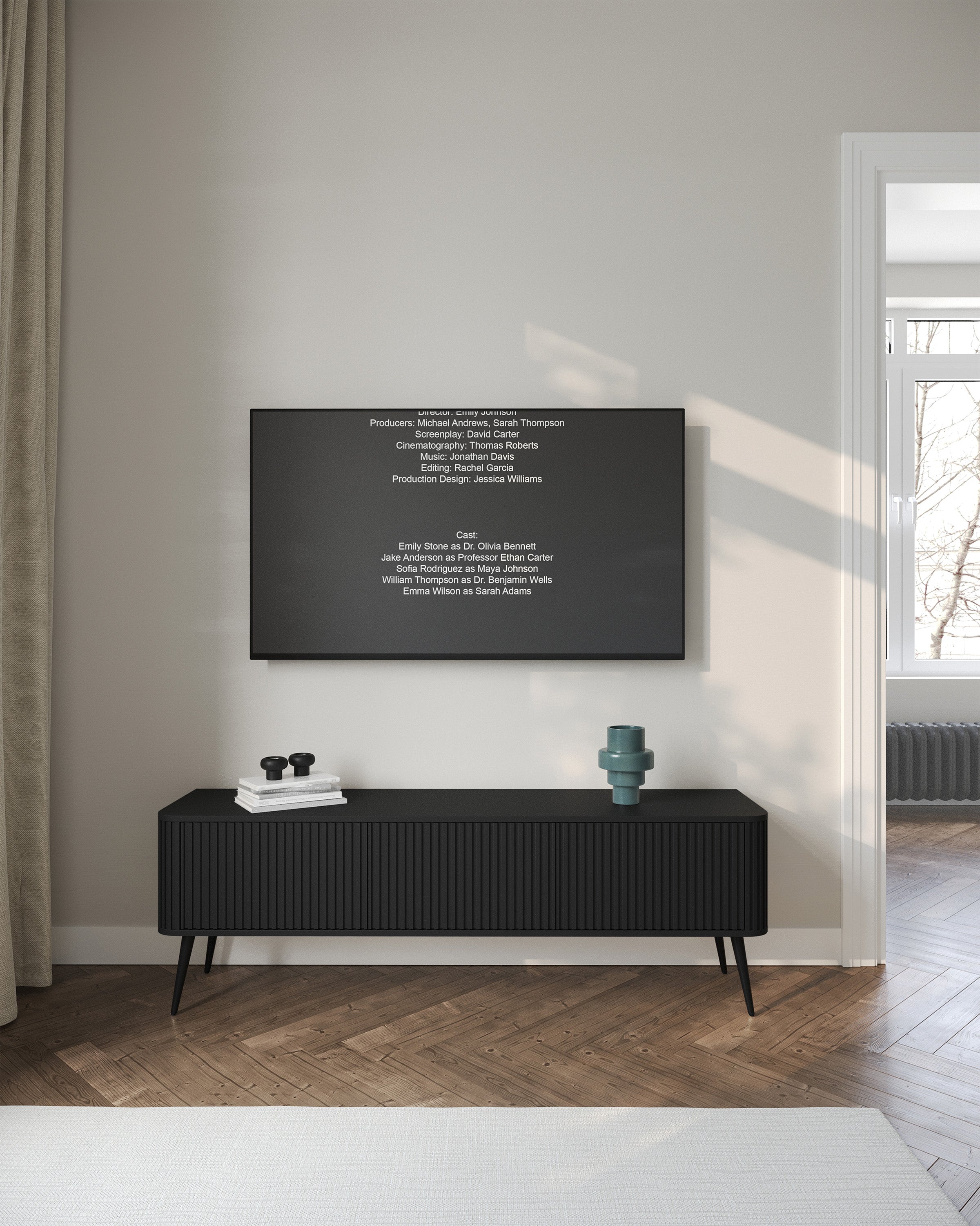 TV-Schrank Ovarlo mit Rillen, dreitürig, 163 cm, schwarz mit schwarzen Beinen