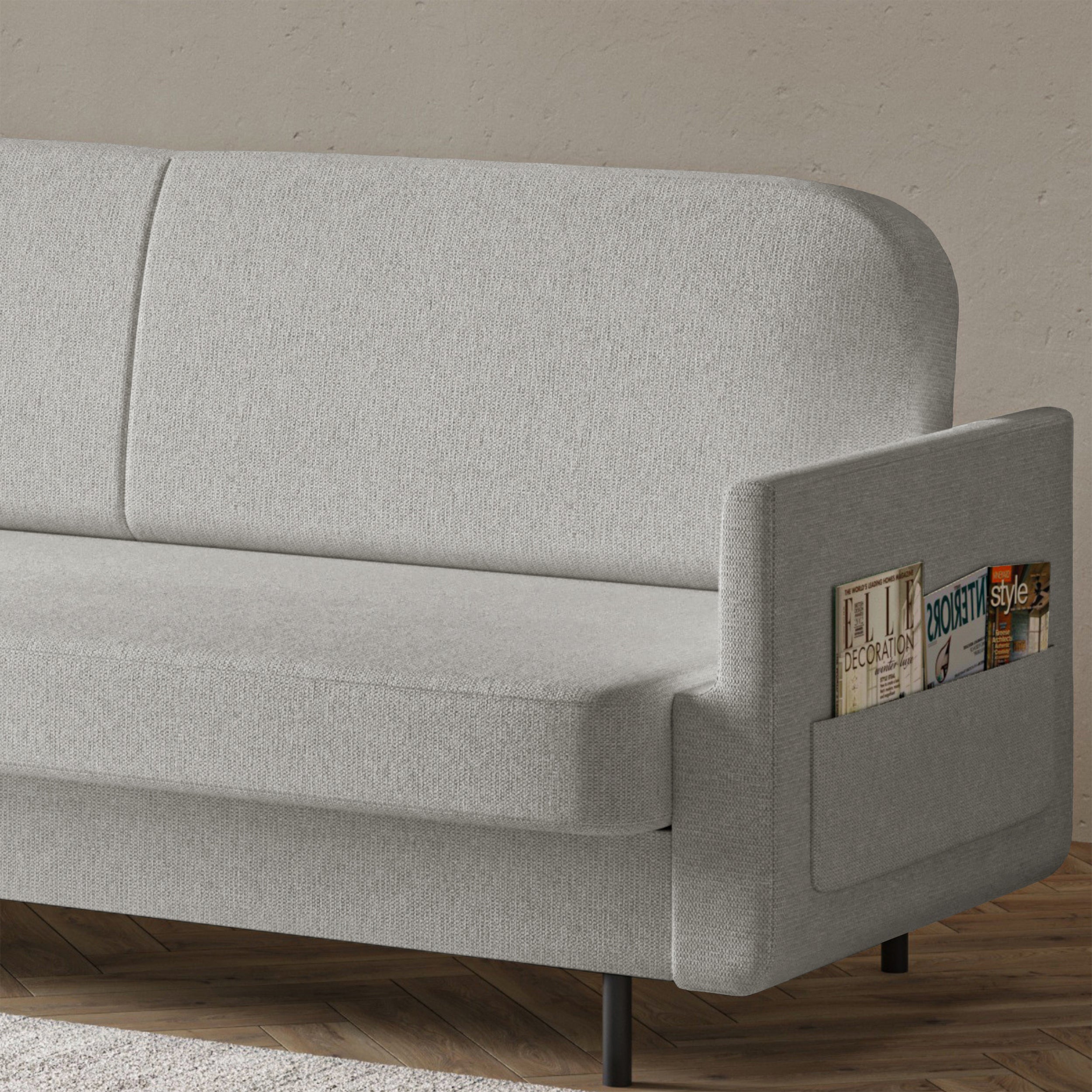 Dreisitziges ausklappbares Sofa Ovelio in hellgrauem, hydrophobem Chenille-Stoff
