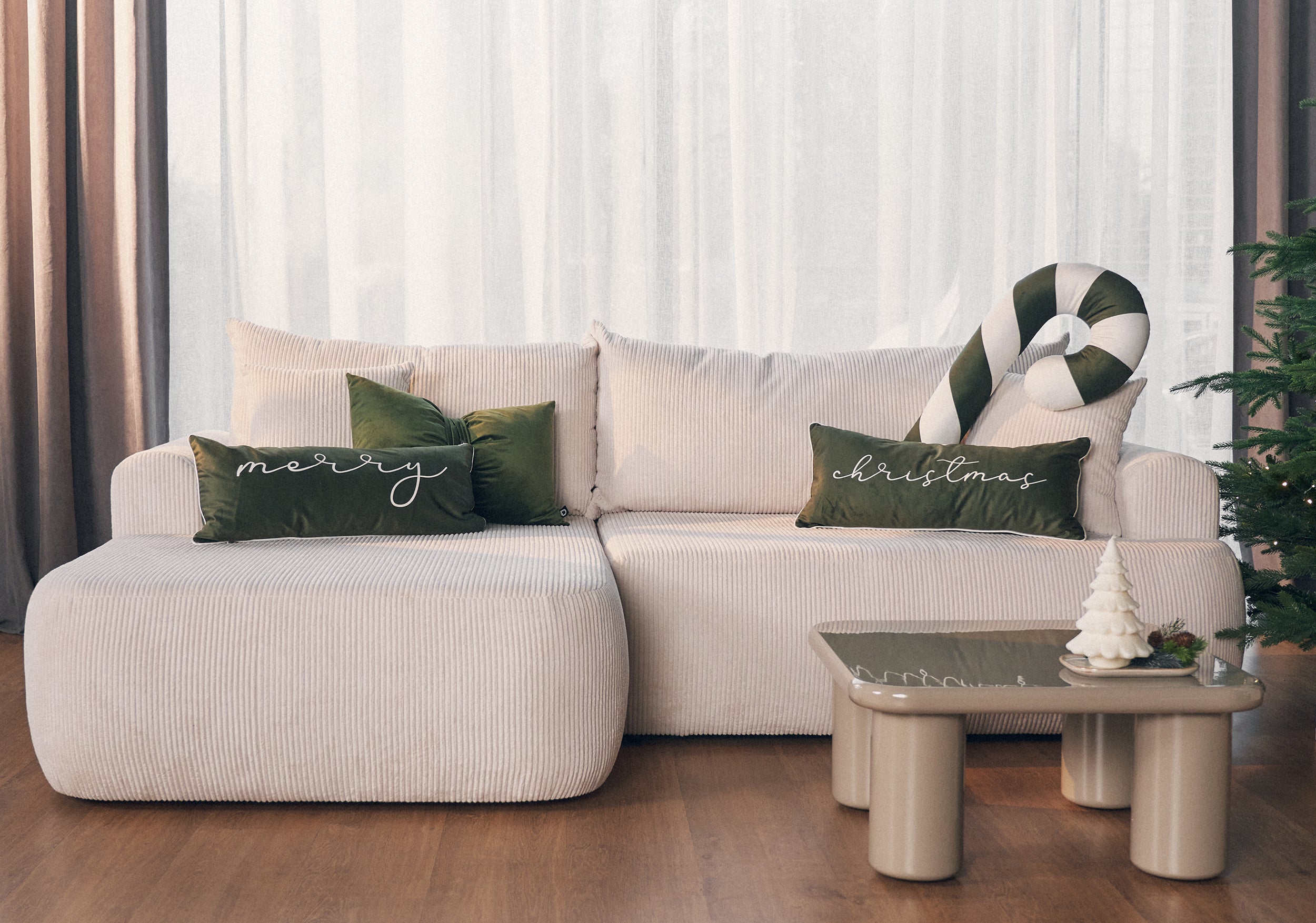 Ecksofa mit Schlaffunktion Ovo Cord, L-förmig, linksseitig, mit Stauraum, weißer Cordstoff