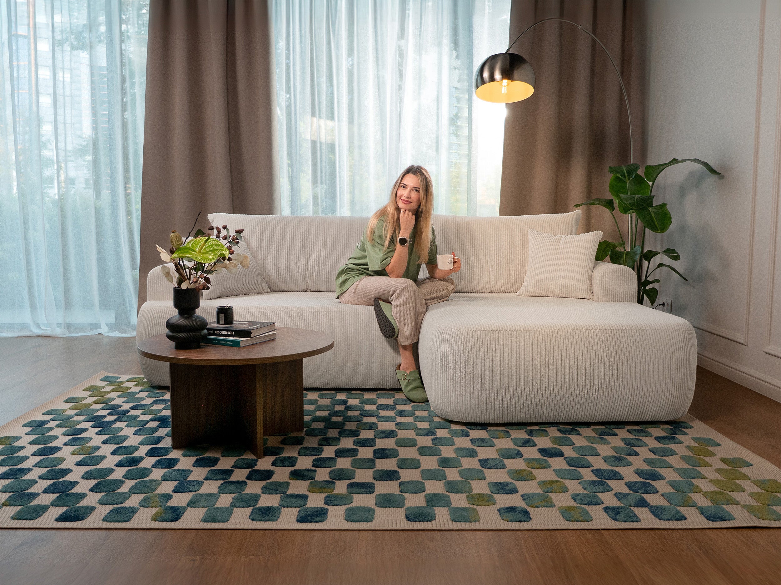 Ovo Cord Ecksofa mit Schlaffunktion, L-förmig, rechtsseitig, mit Stauraum, hellbeiger Cordstoff