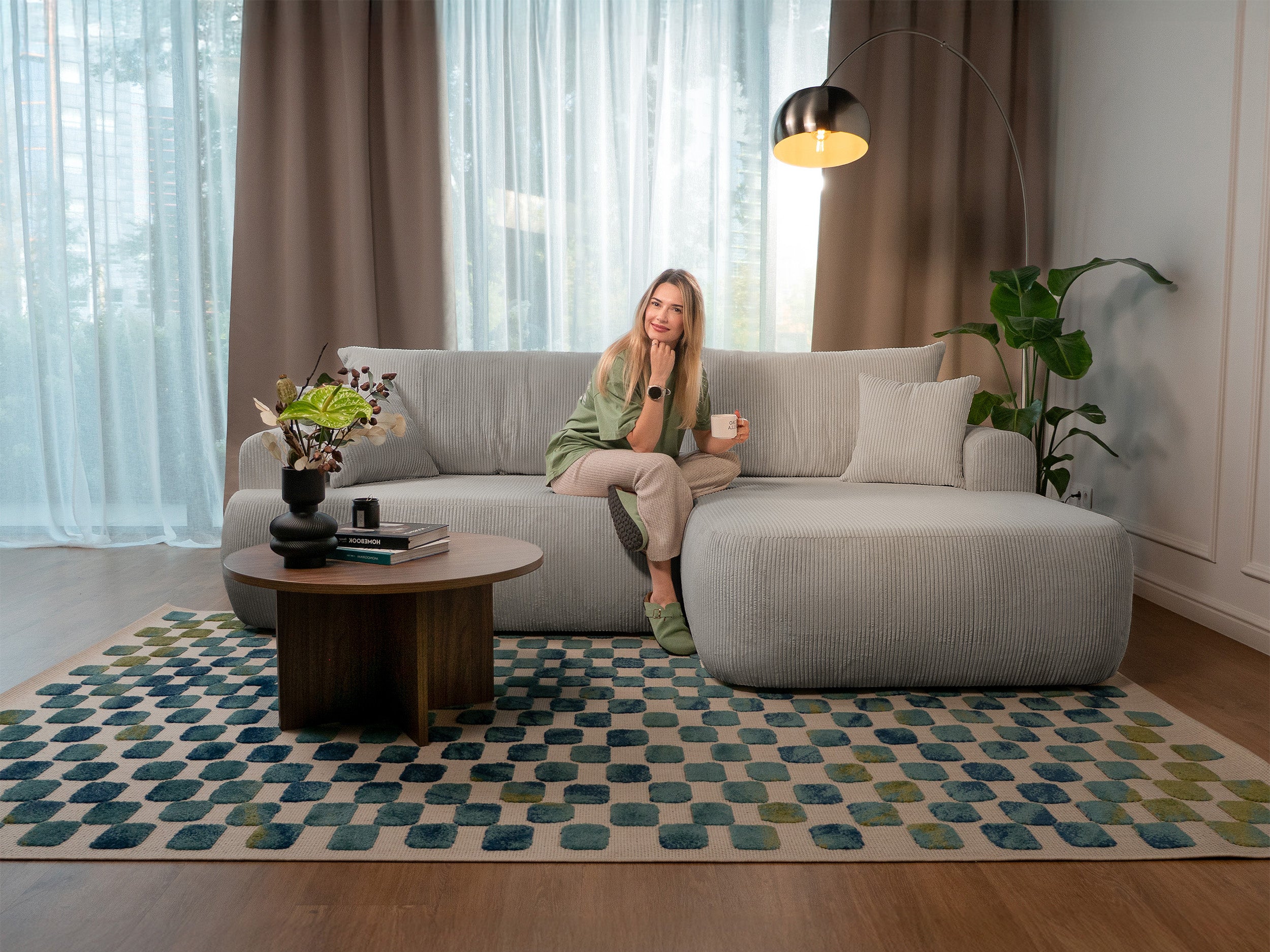 Ovo Cord Ecksofa mit Schlaffunktion, L-Form, rechtsseitig, mit Stauraum, grau-beiger Cordstoff