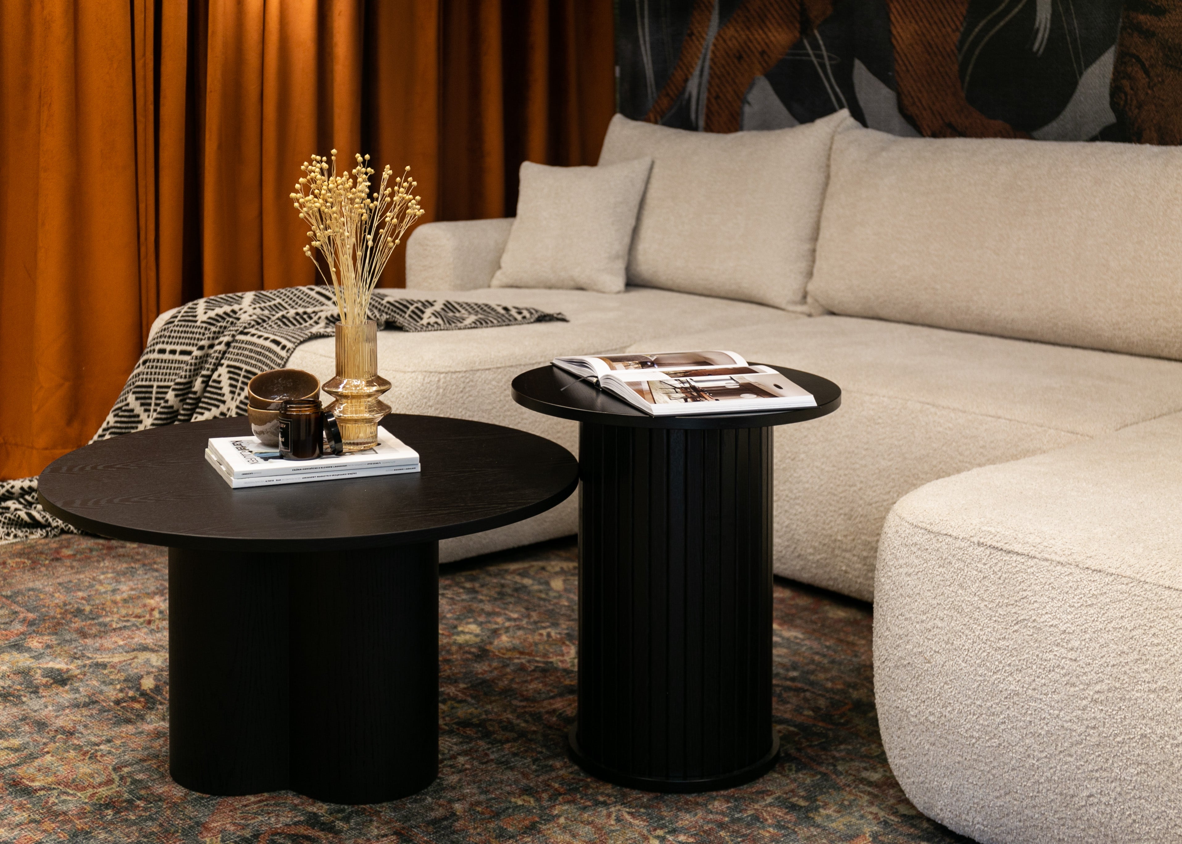 Ecksofa mit Schlaffunktion Ovo U-förmig mit Stauraum, beige Bouclé, universell einsetzbar