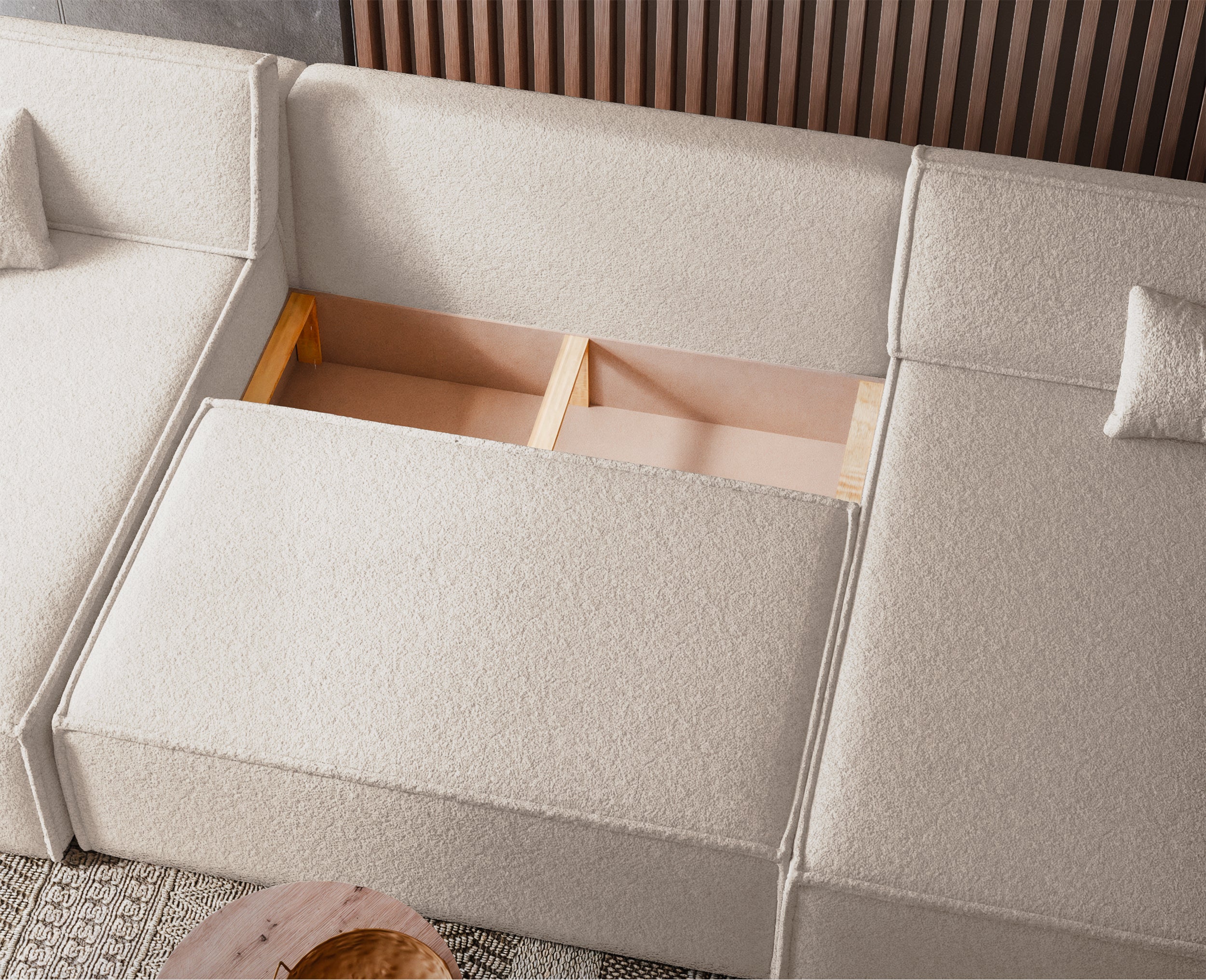 U-förmiges Ecksofa Scarlo mit Schlaffunktion, universell, mit Stauraum, cremefarbenes Bouclé