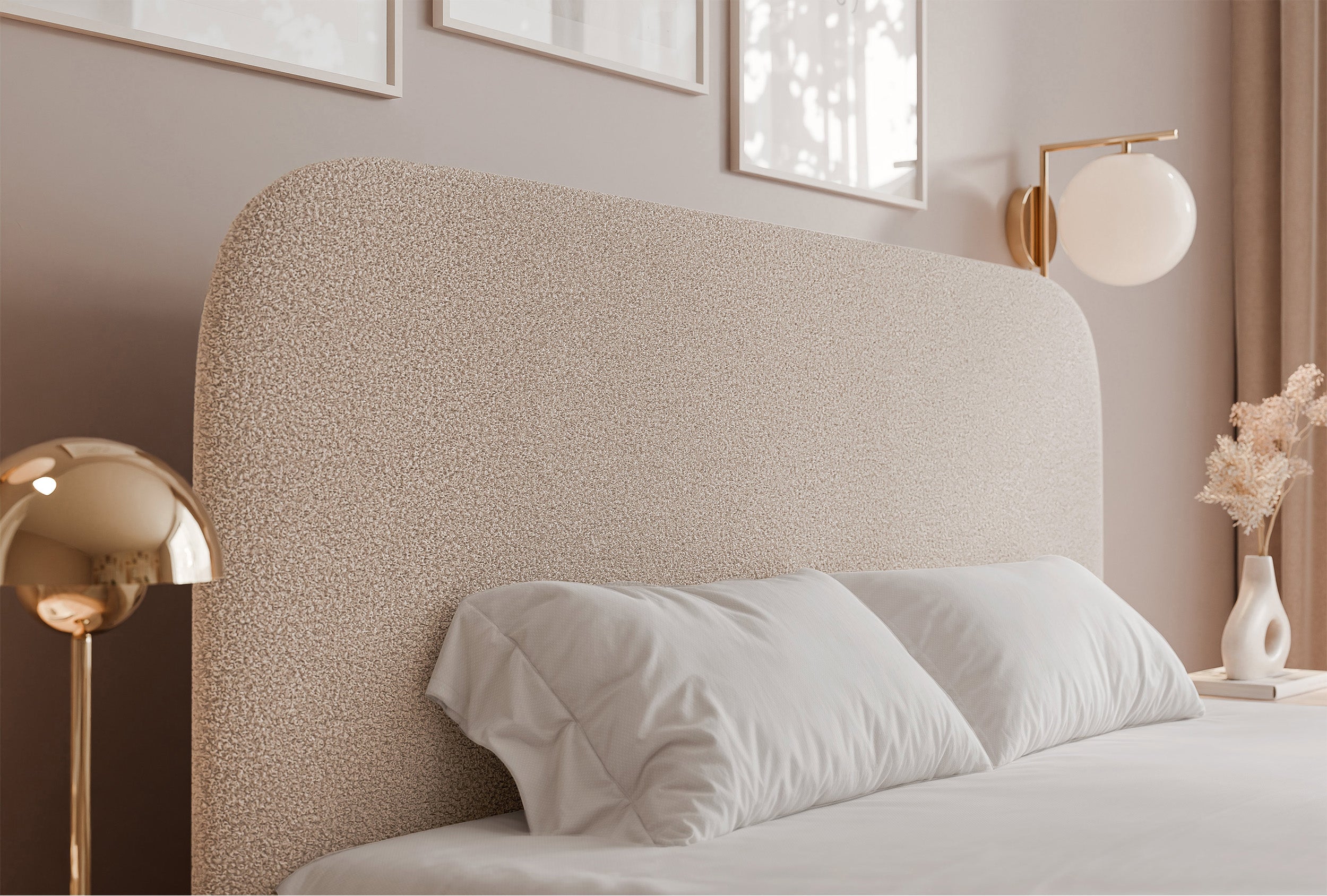 Gepolstertes Bett 160x200 cm Sonvivo mit Bettkasten, grau-beige Bouclé, Metallrahmen