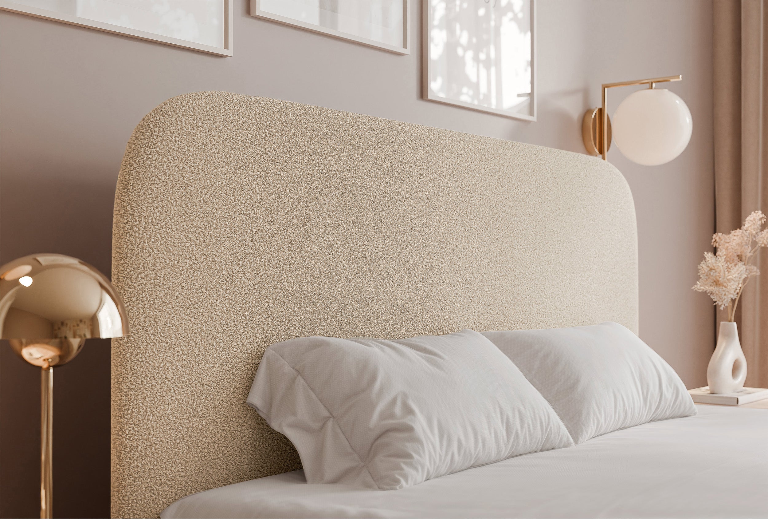 Polsterbett 180x200 cm Sonvivo mit Bettkasten, hellbeige Bouclé, Metallrahmen