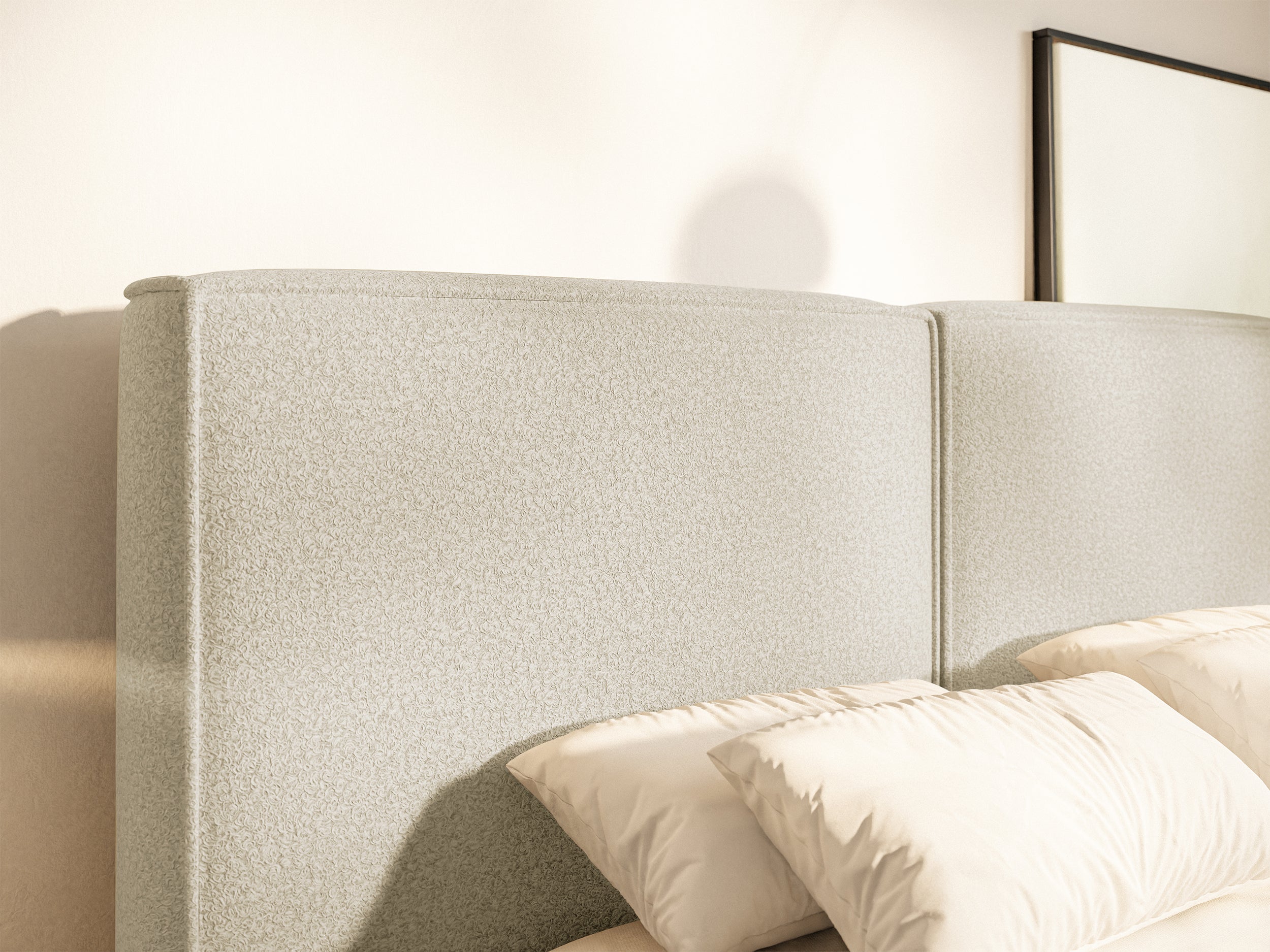 Polsterbett 200x200 cm Tilves mit Stauraum, Metallrahmen, hellbeige Bouclé