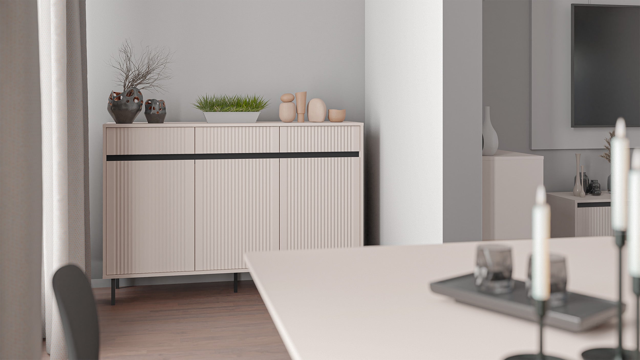 Drehtür-Kommode Osaka mit drei Schubladen und geriffelten Fronten, 149 cm, sandbeige auf schwarzen Beinen