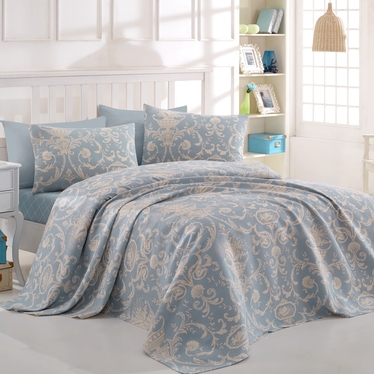 Tagesdecke ANDRIEL in Blau/Beige 200x235 cm mit zwei Kissenbezügen 50x70 cm