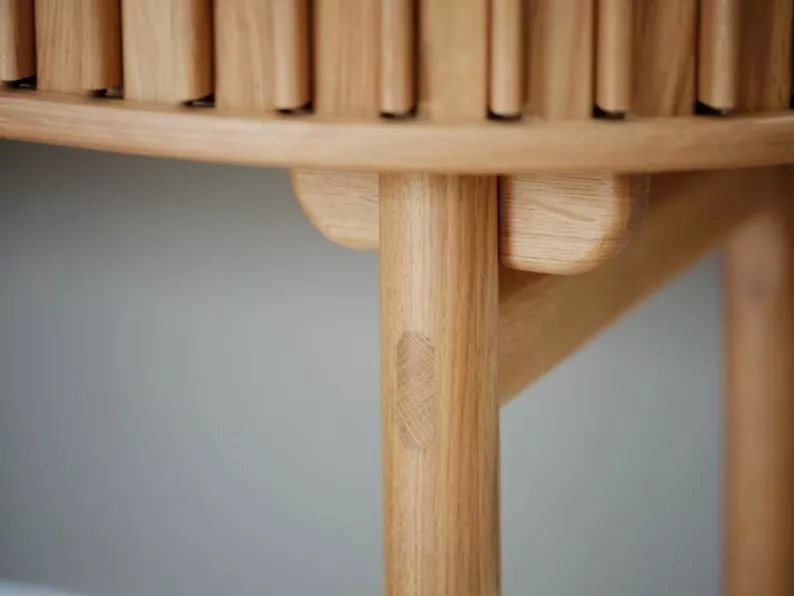 Schreibtisch Yoffers 120x60 cm Lamellen Eiche natur